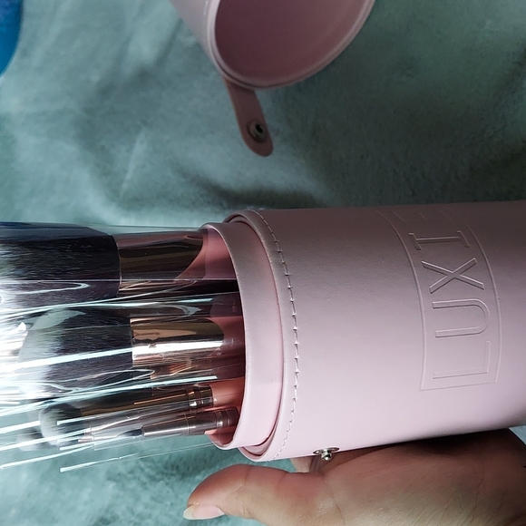 Sold Luxie Signature Rose Gold Brush 13-piece Set - Picture 2 of 10